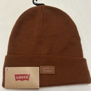 Levi’s unisex beanie hat NWT color Rust